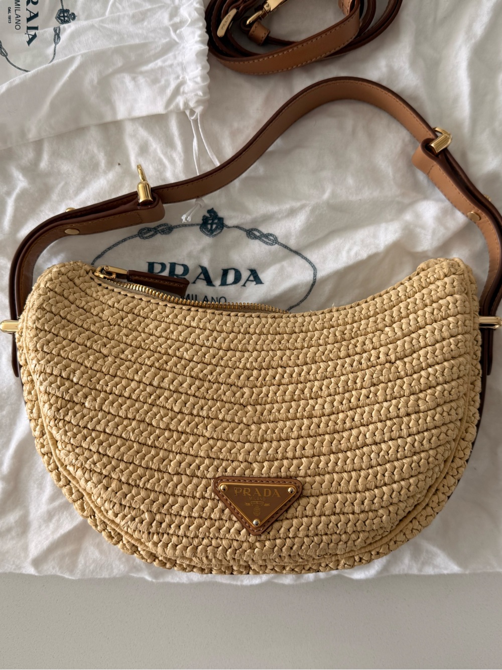 Prada Arque crochet shoulder bag - Picture 2 of 16